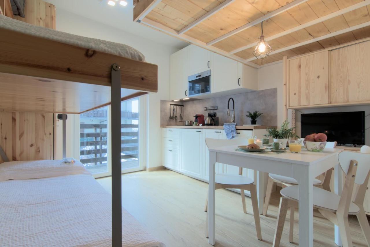阿帕里卡Casa Pino- Loft Con Giardino Magnolta公寓 外观 照片