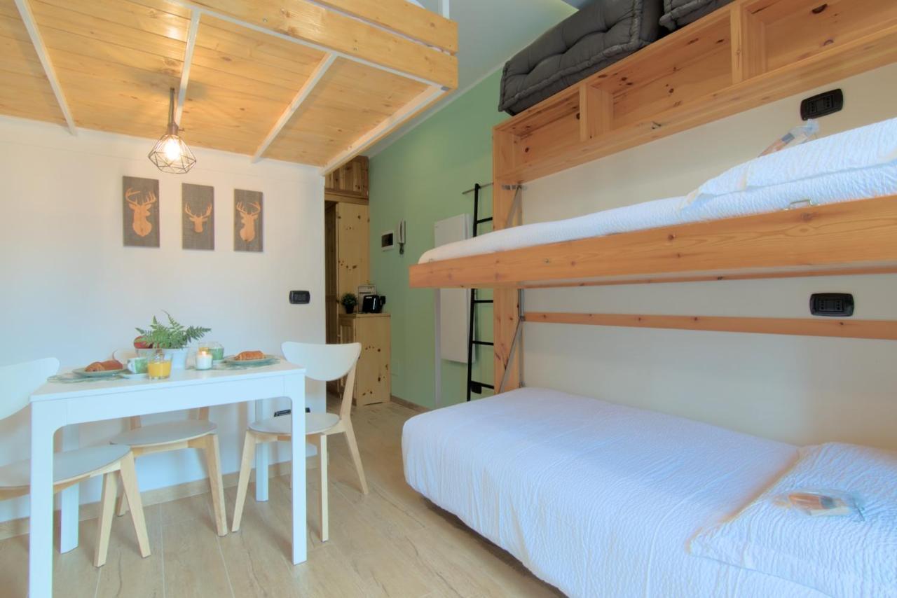 阿帕里卡Casa Pino- Loft Con Giardino Magnolta公寓 外观 照片