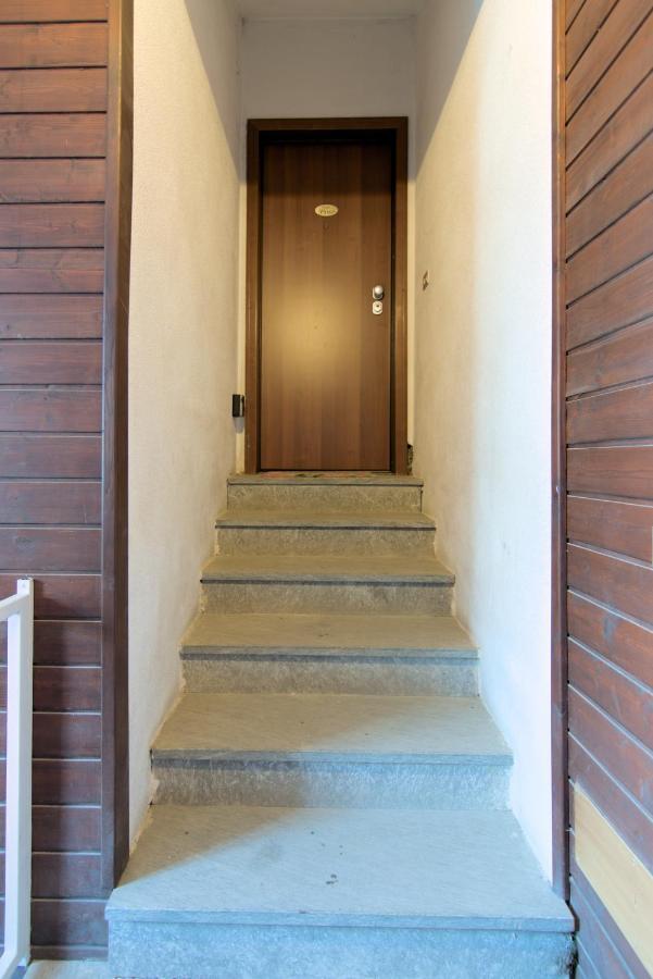 阿帕里卡Casa Pino- Loft Con Giardino Magnolta公寓 外观 照片